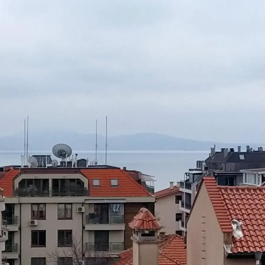 Апартамент - Студио В Кв Сарафово С Морски Изглед Burgas